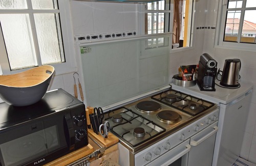 Imaculado Coracao de Maria Apartment | Top Floor with terrace in Funchal Sea View and Free Wifi