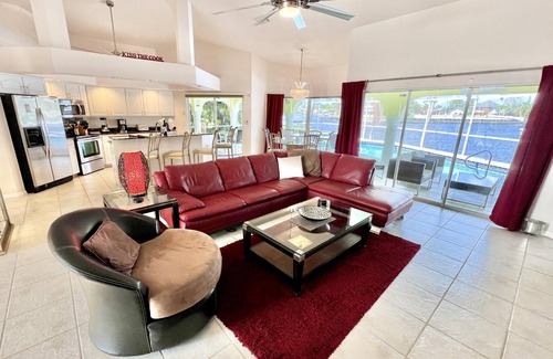 Cape Coral Villa | TOP FLORIDA'S Villa Blue Lagoon