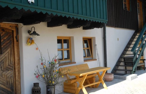 Kollnburg House | Top holiday home in a secluded location near ski slope and St. Englmar /Kollnburg