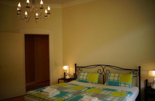 Einbeck Apartment | TOP LAGE! Appartement im Herzen von Einbeck! 3 Schlafzimmer, Garten!