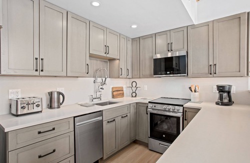 Steamboat Springs Condo | Top Level *Remodeled* Unit, Heated Pool & Hot Tub, Ski In/Out