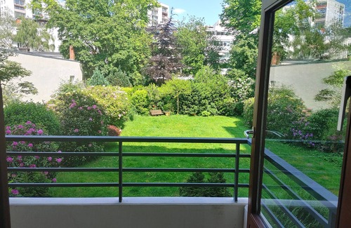 Winterhude Apartment | Top location 2 minutes walk to Aussenalster for 5 persons 2 bedrooms
