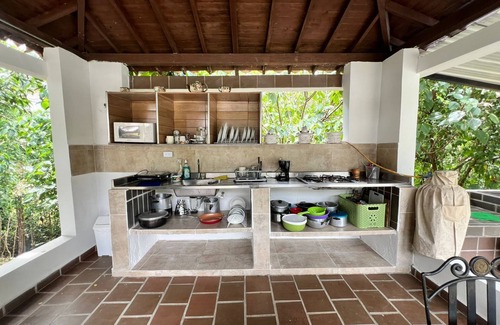 San Jeronimo House | Top Location Finca in San Jerónimo: Pvt Pool, Starlink, Quebrada, Nr Tamarindos