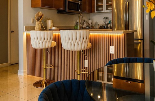 Midtown House | Top Miami Location! Rooftop Pool+BBQ+Golf+Parking