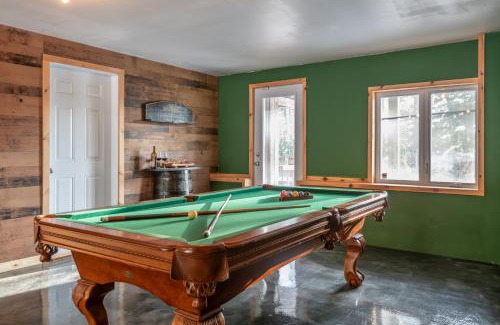 Saint Come Ski Chalet | Top of the Valley-Val Saint Come- Billiards- Spa-Rustic