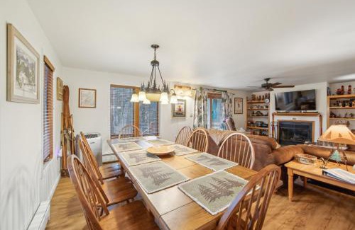 North Creek House | Top Ridge 49P - Family-Friendly End Unit