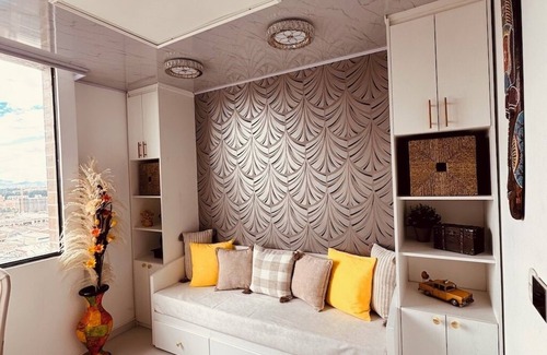 Bogota Apartment | TOP VIEWS, AIRPORT, SALITRE, AMERICAN EMBASSY, PARKING LOT