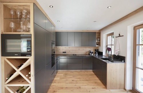 Muehlbach Am Hochkoenig House | TOPCHALET with heated covered outdoor whirlpool, sauna and Hochkönigcard