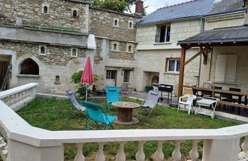 Fontevraud-l'Abbaye House | Topette, a tantôt.