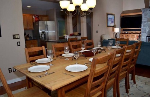 Killington House | Topridge Unit 17B Topridge Unit Breathtaking Views/Hot tub
