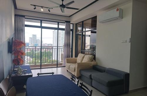 Malacca City Apartment | TopRoof Pool 2-6pax 5minJonker