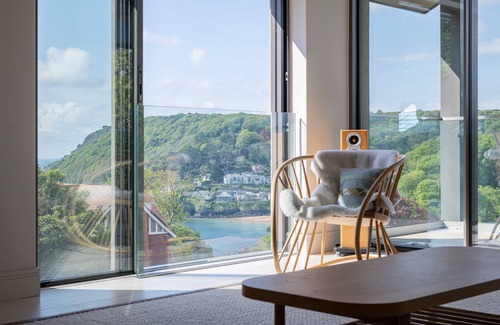 Salcombe House | Topwood - a house that sleeps 10 guests in 4 bedrooms
