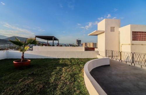 Puerto Vallarta Apartment | Torre Catalina. Ultra-Modern Versalles Getaway