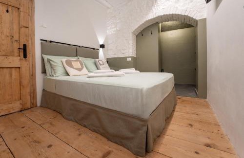 Martinscica House | Torre del Mar 1924 - Rooms