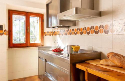 Saline Sadun Villa | Torre Saline sotto pineta sul mare della Giannella