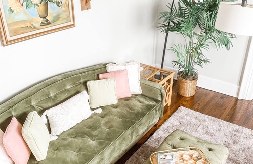 Sandusky Apartment | Totally HIP Bohemian Suite- Downtown Sandusky Oh- BOOK NOW!