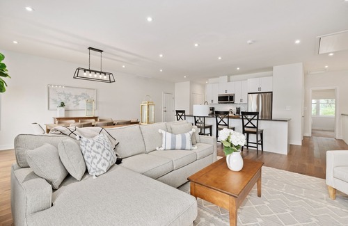 Muskoka Lakes Apartment | Touchstone Resort