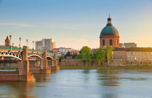 Saint-Cyprien Apartment | Toulouse Hyper Centre - 2 min Metro - 6 people