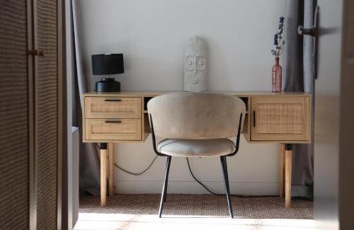 La Rochelle City Centre Hotel | Tour de Nesle La Rochelle Vieux Port 3 etoiles