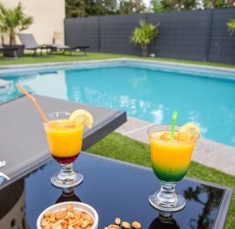 Trevoux Bed & Breakfast | Tour des étoiles, Oscar neimeyer