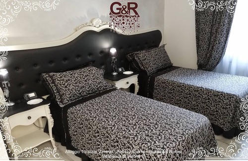 Villafranca di Verona Apartment | Tourist Accommodation Juliet and ROMEO Entire Apartment CENTRO STOR Villafranca