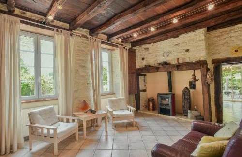 Degagnac House | Tournesol