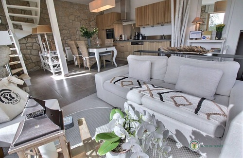 Crehen House | Towards the port - CREHEN