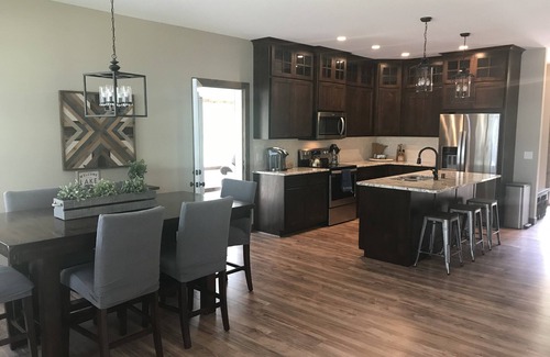 McGregor House | Tower Pines Lake House