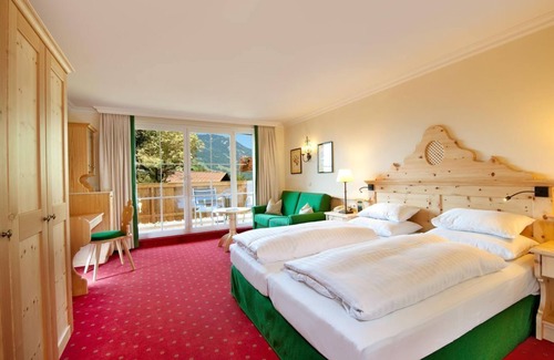 Dorfgastein Hotel | Tower suite with whirlpool, air-jet shower, 2 floors - Römerhof, Landhotel