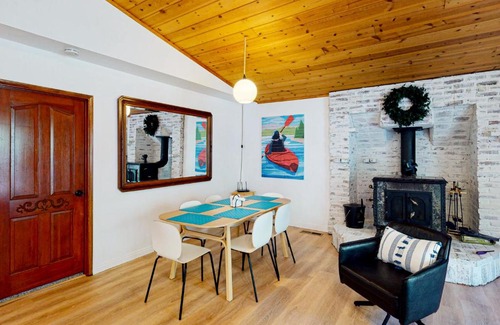 Crestline House | Towering Pines