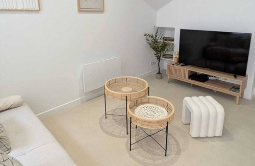 Martigues House | Town house: 65m2 in the heart of Martigues