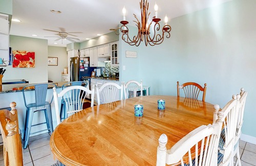 Bethany Beach House | Town of Bethany Beach oceanfront home with pool & tennis access, washer/dryer