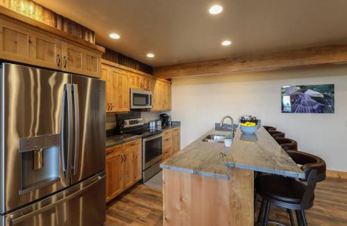 Bigfork House | Townhome next to Clubhouse in Exclusive Eagle Bend - The Glacier