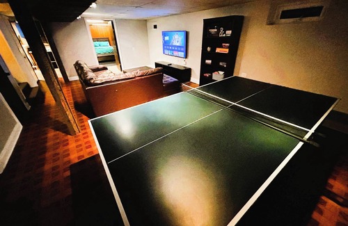 Westmont House | Townhome with Game Zone, Big Beds, & Smart TVs