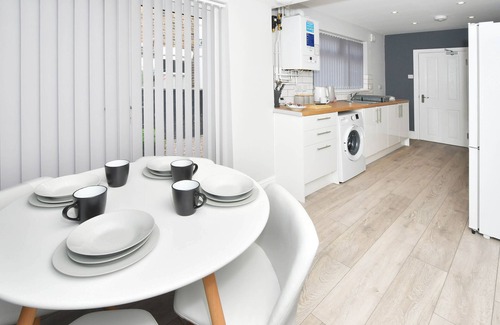 Stoke-on-Trent House | Townhouse @ Bucknall New Road Stoke