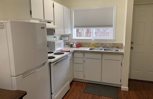 Klamath Falls Hotel | Townhouse Inn & Suites