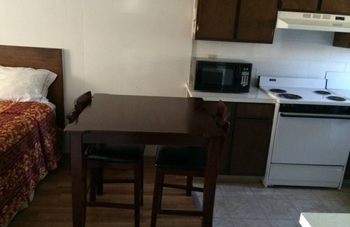 Klamath Falls Hotel | Townhouse Inn & Suites