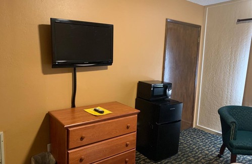 Klamath Falls Hotel | Townhouse Inn & Suites