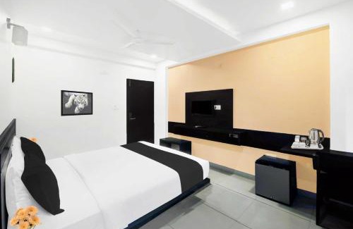 Mysore Hotel | Townhouse Oak City Center Mysore Palace