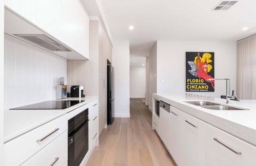 Glenelg North House | Townhouse on Tod Glenelg North