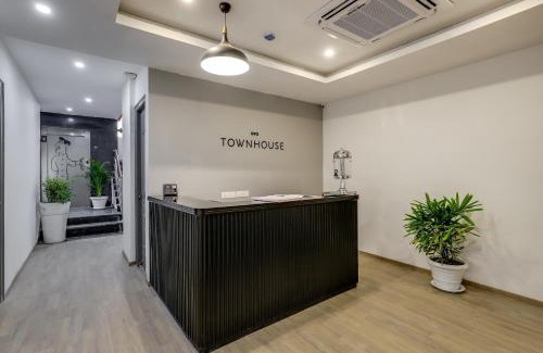 Ghaziabad Hotel | Townhouse Siddharth Vihar Ghaziabad