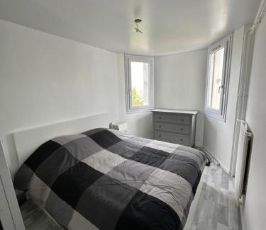 Bonneuil-sur-Marne Apartment | Très beau logement chic & cosy