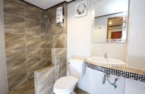 Thani House | TR Guesthouse