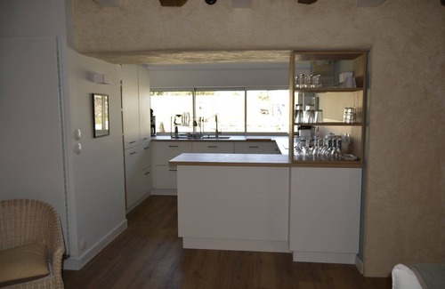 Landevennec House | Traditional 1693 stone house 70m from the sea