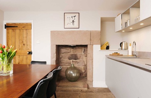 Matlock Cottage | Traditional 3 bed stone cottage in unspoilt village of Elton, close to Bakewell