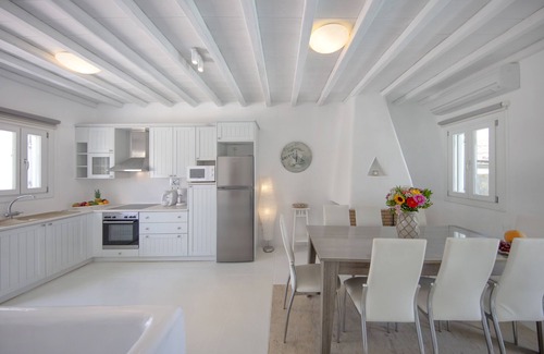 Kalafatis Villa | Traditional 5-Star Reviews Sea View Villa With Private Pool