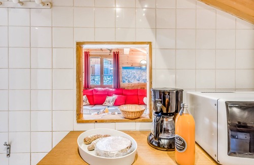 Les Almes Ski Chalet | Traditional Chalet in Tignes - 5 Bedrooms, 4 Baths, Sauna, 90m2