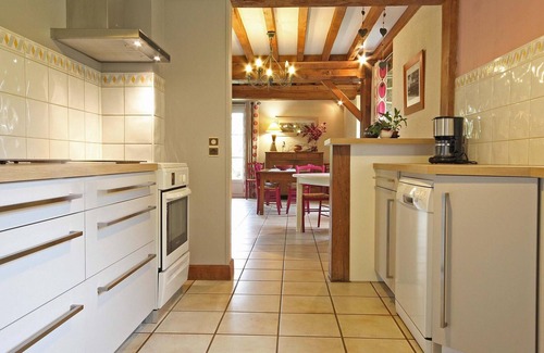 Les Monts-d'Andaine Cottage | Traditional Cottage in Normandy with WIFI and Pets Allowed