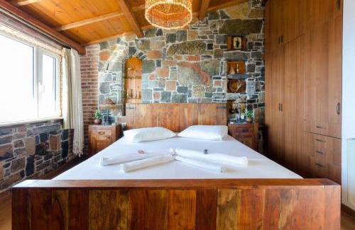 Drosia Villa | Traditional Cretan Style Villa