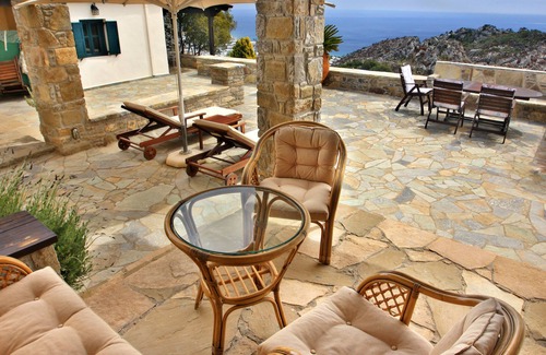 Anatoli House | Traditional Cretan House with incredible views